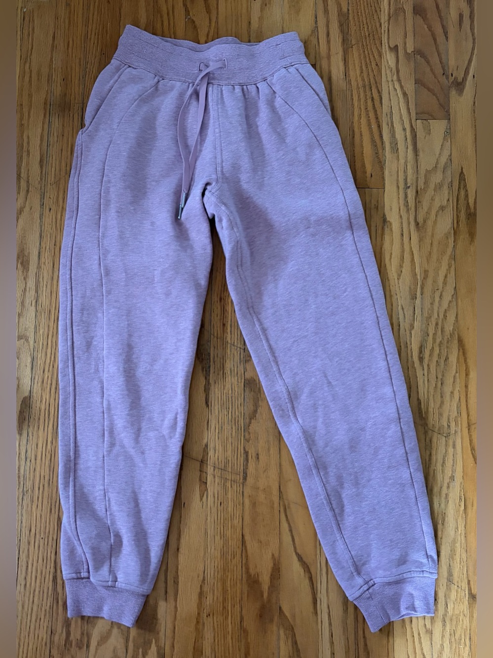 EUC Lululemon Jogger Sweatpants - 0